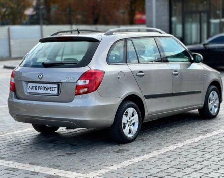 Серый Шкода Фабия, объемом двигателя 1.4 л и пробегом 191 тыс. км за 6200 $, фото 3 на Automoto.ua