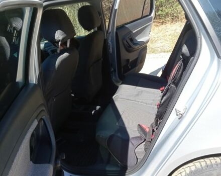 Шкода Фабія 2010 у Яворове на Automoto.ua Сірий Шкода Фабія, об'ємом двигуна 1.6 л та пробігом 240 тис. км за 5500 $, фото 11 на Automoto.ua