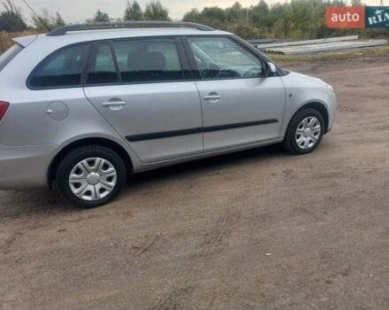 Сірий Шкода Фабія, об'ємом двигуна 1.6 л та пробігом 156 тис. км за 5750 $, фото 6 на Automoto.ua