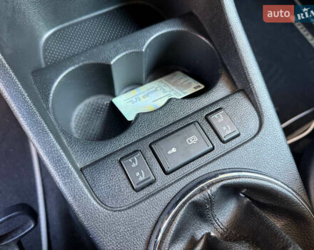 Шкода Фабия 2010 в Одессе на Automoto.ua Серый Шкода Фабия, объемом двигателя 1.2 л и пробегом 260 тыс. км за 5800 $, фото 19 на Automoto.ua