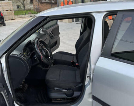 Серый Шкода Фабия, объемом двигателя 1.6 л и пробегом 317 тыс. км за 4350 $, фото 23 на Automoto.ua