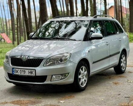 Серый Шкода Фабия, объемом двигателя 1.2 л и пробегом 147 тыс. км за 7400 $, фото 2 на Automoto.ua