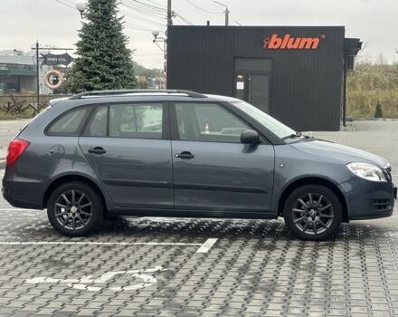 Сірий Шкода Фабія, об'ємом двигуна 1.2 л та пробігом 181 тис. км за 4800 $, фото 2 на Automoto.ua
