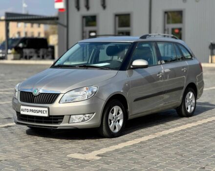 Серый Шкода Фабия, объемом двигателя 1.4 л и пробегом 191 тыс. км за 6200 $, фото 2 на Automoto.ua