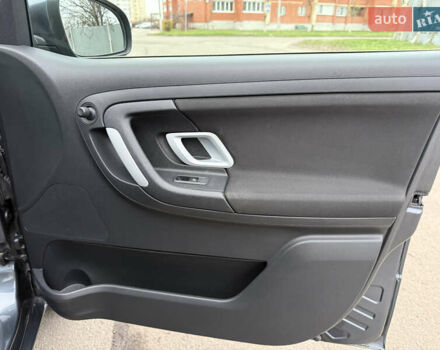 Серый Шкода Фабия, объемом двигателя 0 л и пробегом 170 тыс. км за 6000 $, фото 31 на Automoto.ua