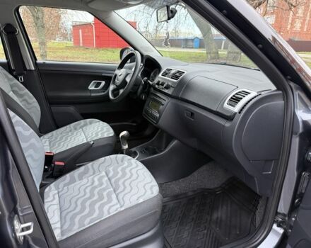 Сірий Шкода Фабія, об'ємом двигуна 0 л та пробігом 170 тис. км за 6000 $, фото 15 на Automoto.ua