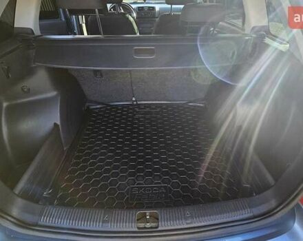 Серый Шкода Фабия, объемом двигателя 1.6 л и пробегом 202 тыс. км за 5200 $, фото 8 на Automoto.ua