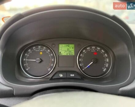 Сірий Шкода Фабія, об'ємом двигуна 1.6 л та пробігом 248 тис. км за 5999 $, фото 11 на Automoto.ua