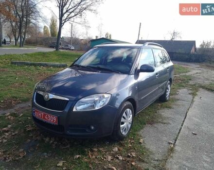 Серый Шкода Фабия, объемом двигателя 1.4 л и пробегом 167 тыс. км за 5999 $, фото 1 на Automoto.ua