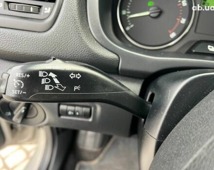 Серый Шкода Фабия, объемом двигателя 1.2 л и пробегом 208 тыс. км за 6990 $, фото 24 на Automoto.ua