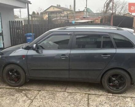 Сірий Шкода Фабія, об'ємом двигуна 1.2 л та пробігом 243 тис. км за 5200 $, фото 1 на Automoto.ua