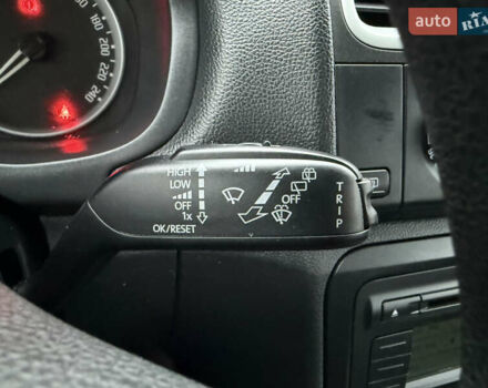 Серый Шкода Фабия, объемом двигателя 0 л и пробегом 170 тыс. км за 6000 $, фото 27 на Automoto.ua