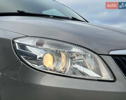 Серый Шкода Фабия, объемом двигателя 1.2 л и пробегом 208 тыс. км за 6990 $, фото 12 на Automoto.ua