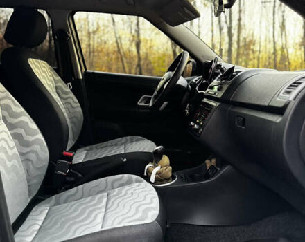 Серый Шкода Фабия, объемом двигателя 1.39 л и пробегом 316 тыс. км за 5600 $, фото 13 на Automoto.ua