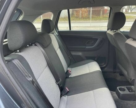 Серый Шкода Фабия, объемом двигателя 0 л и пробегом 186 тыс. км за 6000 $, фото 7 на Automoto.ua