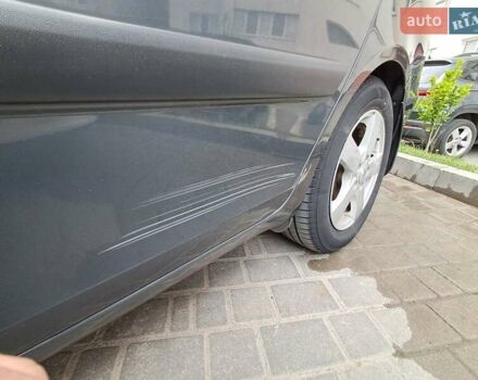 Серый Шкода Фабия, объемом двигателя 1.2 л и пробегом 190 тыс. км за 4450 $, фото 9 на Automoto.ua