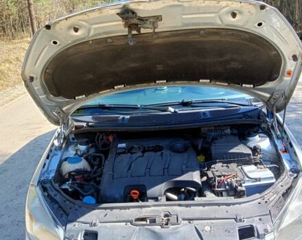 Шкода Фабія 2010 у Яворове на Automoto.ua Сірий Шкода Фабія, об'ємом двигуна 1.6 л та пробігом 240 тис. км за 5500 $, фото 13 на Automoto.ua