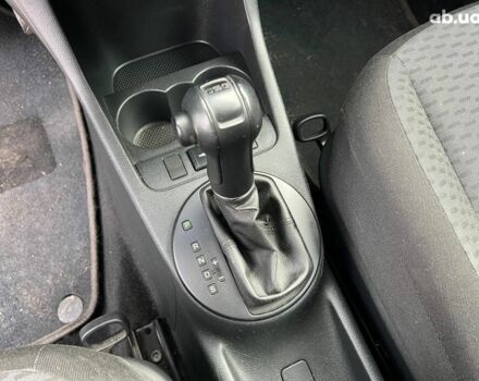 Серый Шкода Фабия, объемом двигателя 1.2 л и пробегом 208 тыс. км за 6990 $, фото 28 на Automoto.ua