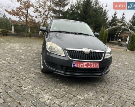 Серый Шкода Фабия, объемом двигателя 1.4 л и пробегом 165 тыс. км за 5800 $, фото 5 на Automoto.ua