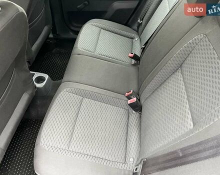 Серый Шкода Фабия, объемом двигателя 1.4 л и пробегом 165 тыс. км за 5800 $, фото 40 на Automoto.ua