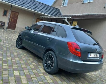 Серый Шкода Фабия, объемом двигателя 1.6 л и пробегом 373 тыс. км за 5199 $, фото 2 на Automoto.ua
