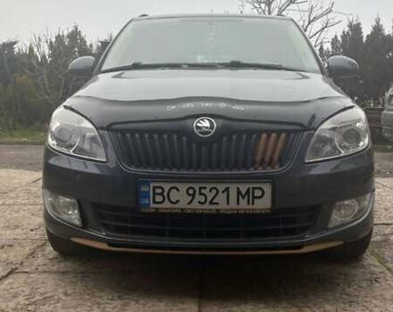 Сірий Шкода Фабія, об'ємом двигуна 1.2 л та пробігом 243 тис. км за 5200 $, фото 3 на Automoto.ua