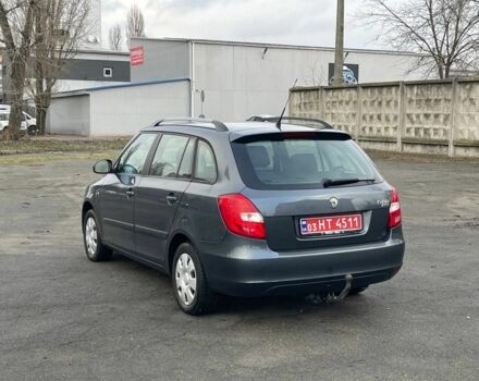 Серый Шкода Фабия, объемом двигателя 0 л и пробегом 186 тыс. км за 6000 $, фото 2 на Automoto.ua