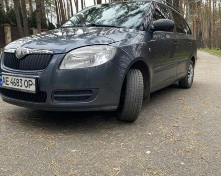 Сірий Шкода Фабія, об'ємом двигуна 1.4 л та пробігом 220 тис. км за 5800 $, фото 2 на Automoto.ua