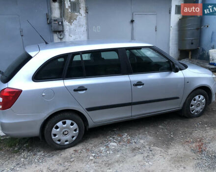 Сірий Шкода Фабія, об'ємом двигуна 1.2 л та пробігом 241 тис. км за 4500 $, фото 24 на Automoto.ua