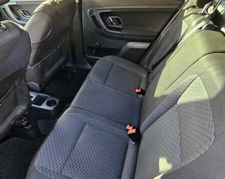 Серый Шкода Фабия, объемом двигателя 1.6 л и пробегом 202 тыс. км за 5200 $, фото 7 на Automoto.ua