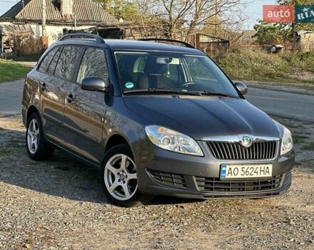 Серый Шкода Фабия, объемом двигателя 1.2 л и пробегом 203 тыс. км за 7500 $, фото 4 на Automoto.ua
