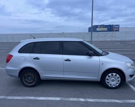 Серый Шкода Фабия, объемом двигателя 1.6 л и пробегом 340 тыс. км за 5650 $, фото 2 на Automoto.ua