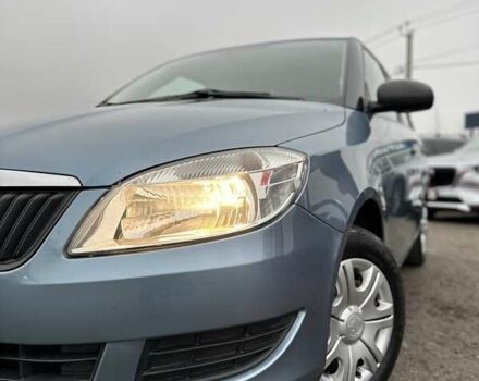 Сірий Шкода Фабія, об'ємом двигуна 1.2 л та пробігом 199 тис. км за 5700 $, фото 1 на Automoto.ua