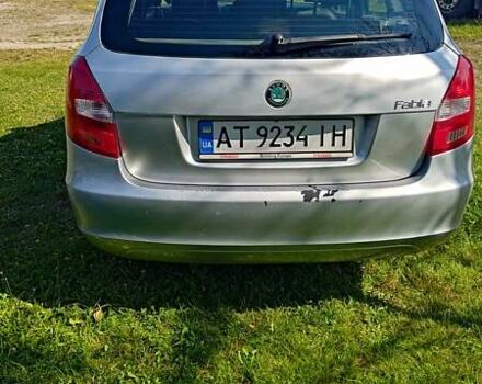 Сірий Шкода Фабія, об'ємом двигуна 1.6 л та пробігом 300 тис. км за 5500 $, фото 5 на Automoto.ua