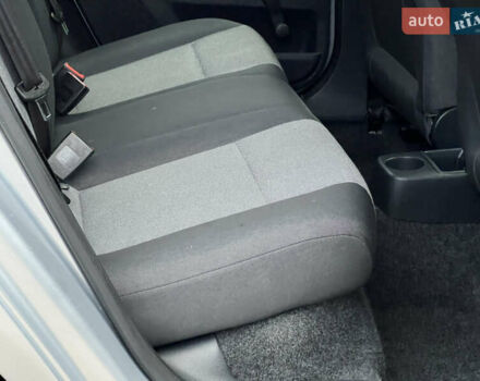 Шкода Фабия 2011 в Трускавце на Automoto.ua Серый Шкода Фабия, объемом двигателя 1.6 л и пробегом 242 тыс. км за 5950 $, фото 92 на Automoto.ua