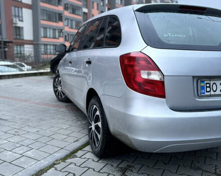 Серый Шкода Фабия, объемом двигателя 1.6 л и пробегом 259 тыс. км за 6200 $, фото 7 на Automoto.ua