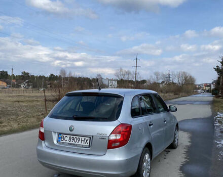 Серый Шкода Фабия, объемом двигателя 1.6 л и пробегом 258 тыс. км за 6490 $, фото 2 на Automoto.ua