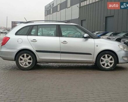Серый Шкода Фабия, объемом двигателя 1.6 л и пробегом 304 тыс. км за 5490 $, фото 3 на Automoto.ua