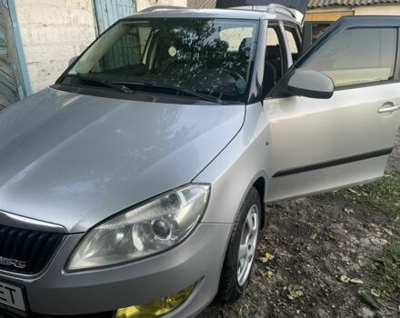 Серый Шкода Фабия, объемом двигателя 1.2 л и пробегом 240 тыс. км за 5000 $, фото 4 на Automoto.ua