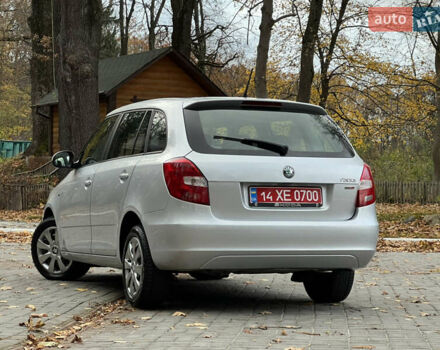 Шкода Фабия 2011 в Трускавце на Automoto.ua Серый Шкода Фабия, объемом двигателя 1.6 л и пробегом 242 тыс. км за 5950 $, фото 45 на Automoto.ua