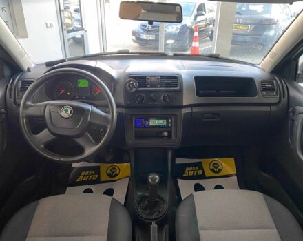 Серый Шкода Фабия, объемом двигателя 1.6 л и пробегом 296 тыс. км за 6000 $, фото 13 на Automoto.ua