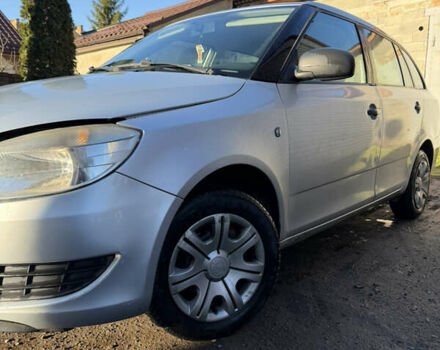 Серый Шкода Фабия, объемом двигателя 1.6 л и пробегом 350 тыс. км за 2499 $, фото 5 на Automoto.ua