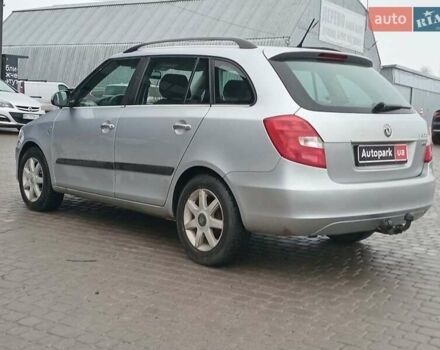 Серый Шкода Фабия, объемом двигателя 1.6 л и пробегом 304 тыс. км за 5490 $, фото 6 на Automoto.ua