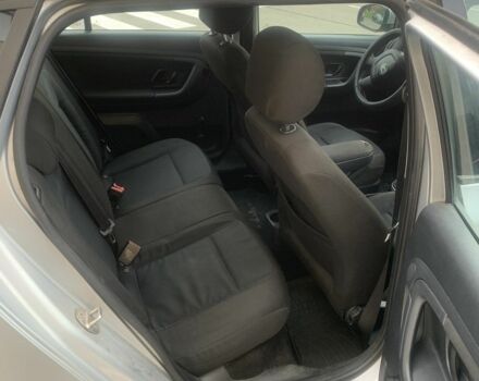 Серый Шкода Фабия, объемом двигателя 1.4 л и пробегом 300 тыс. км за 4200 $, фото 9 на Automoto.ua