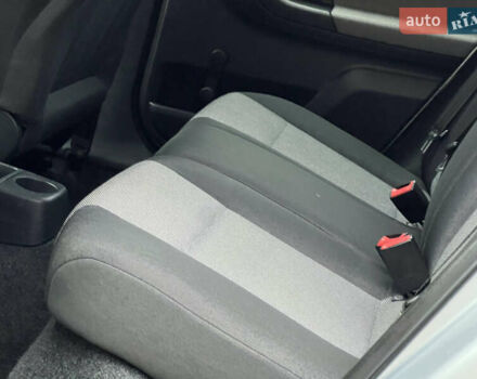 Шкода Фабия 2011 в Трускавце на Automoto.ua Серый Шкода Фабия, объемом двигателя 1.6 л и пробегом 242 тыс. км за 5950 $, фото 87 на Automoto.ua