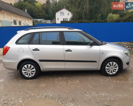 Сірий Шкода Фабія, об'ємом двигуна 1.39 л та пробігом 181 тис. км за 6350 $, фото 5 на Automoto.ua