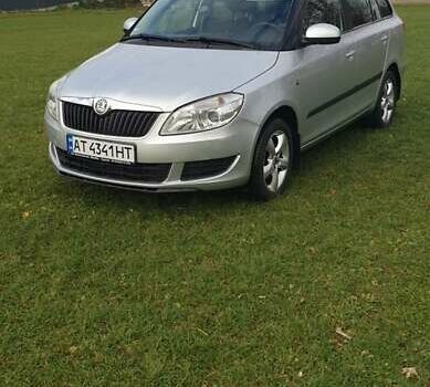 Серый Шкода Фабия, объемом двигателя 1.6 л и пробегом 205 тыс. км за 6650 $, фото 13 на Automoto.ua