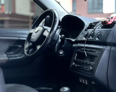 Серый Шкода Фабия, объемом двигателя 1.6 л и пробегом 259 тыс. км за 6200 $, фото 17 на Automoto.ua