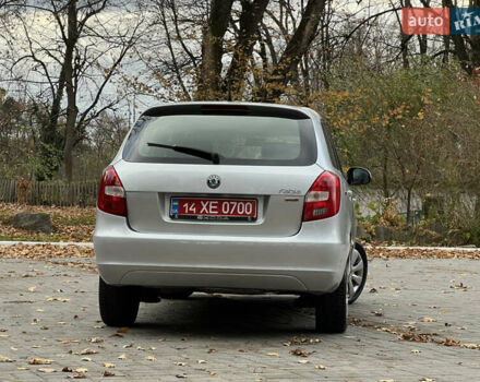 Шкода Фабия 2011 в Трускавце на Automoto.ua Серый Шкода Фабия, объемом двигателя 1.6 л и пробегом 242 тыс. км за 5950 $, фото 32 на Automoto.ua