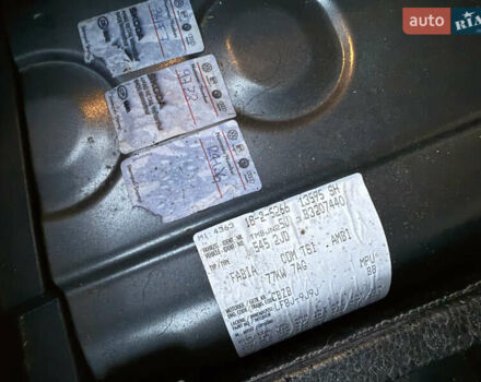 Серый Шкода Фабия, объемом двигателя 1.2 л и пробегом 161 тыс. км за 6600 $, фото 32 на Automoto.ua